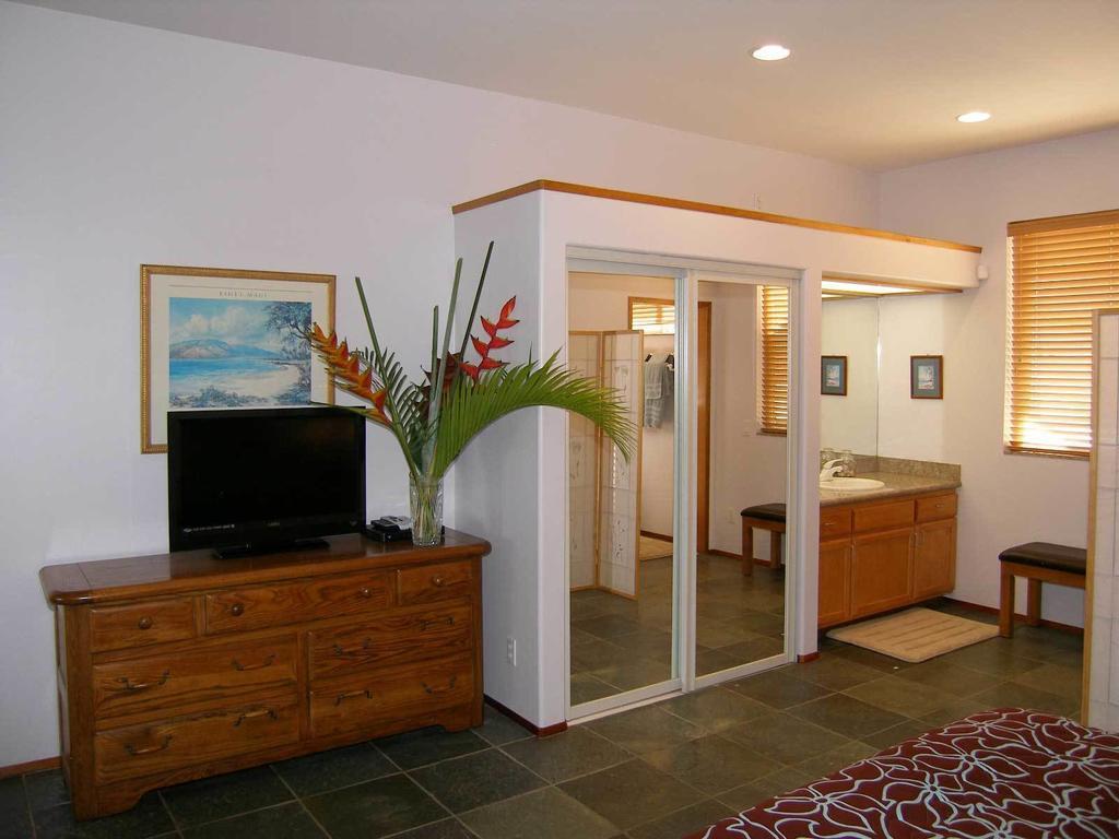 Aloha Aku Inn & Suites Kihei Szoba fotó